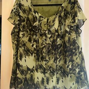 Apt. 9 Green Flutter Sleeve Ruffled Blouse